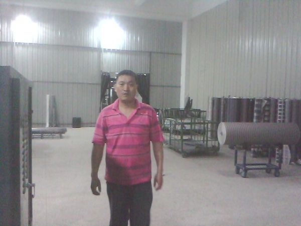 data/attachment/forum/201302/22/000519kgr2fzjj4bzkeyek.jpg