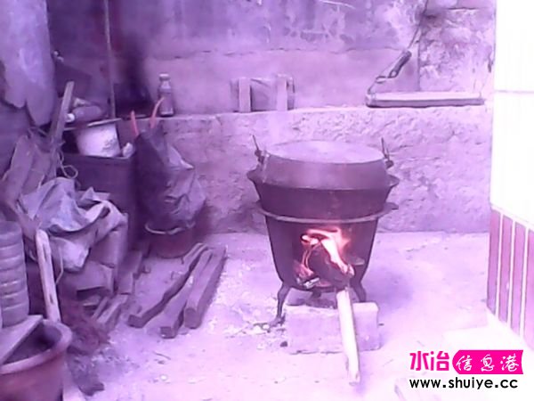 IMG0008A.jpg