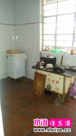 House_5f14fe42-f651-441d-9266-5354efc2afe4_big.jpg