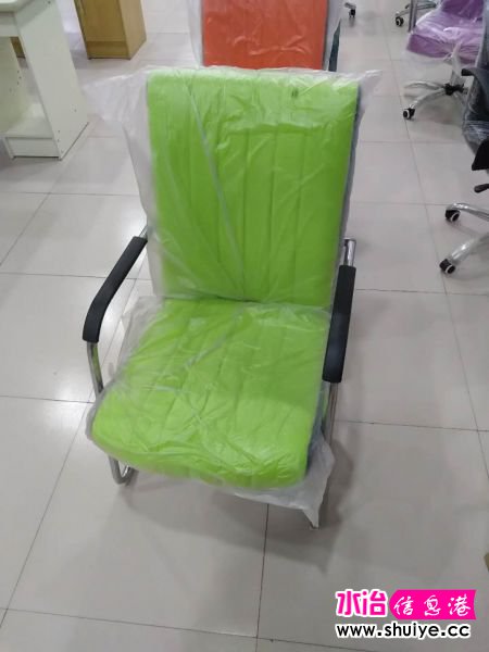 702604704.jpg