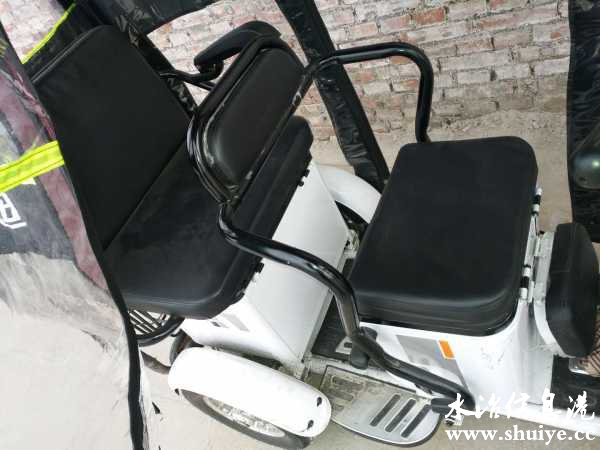 wechat_upload163961318561ba8301d24e7