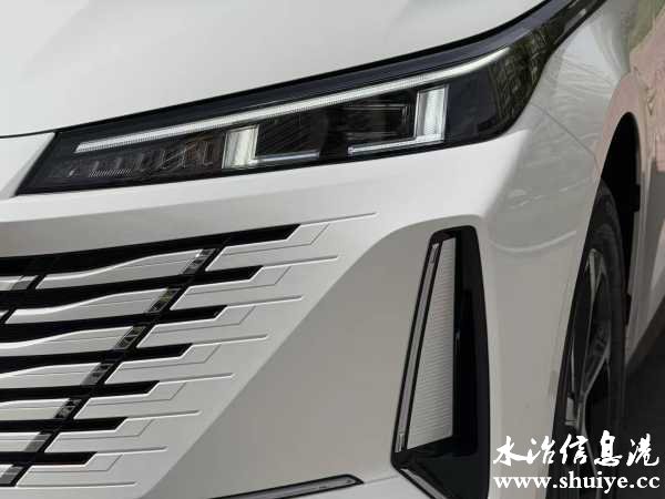 wechat_upload1745028777680306a92bb1a