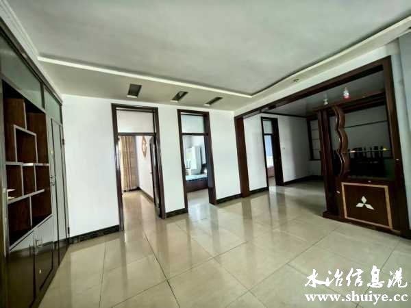 wechat_upload175739406568bfb49193d57